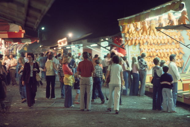 Carnival games at fair, 1976